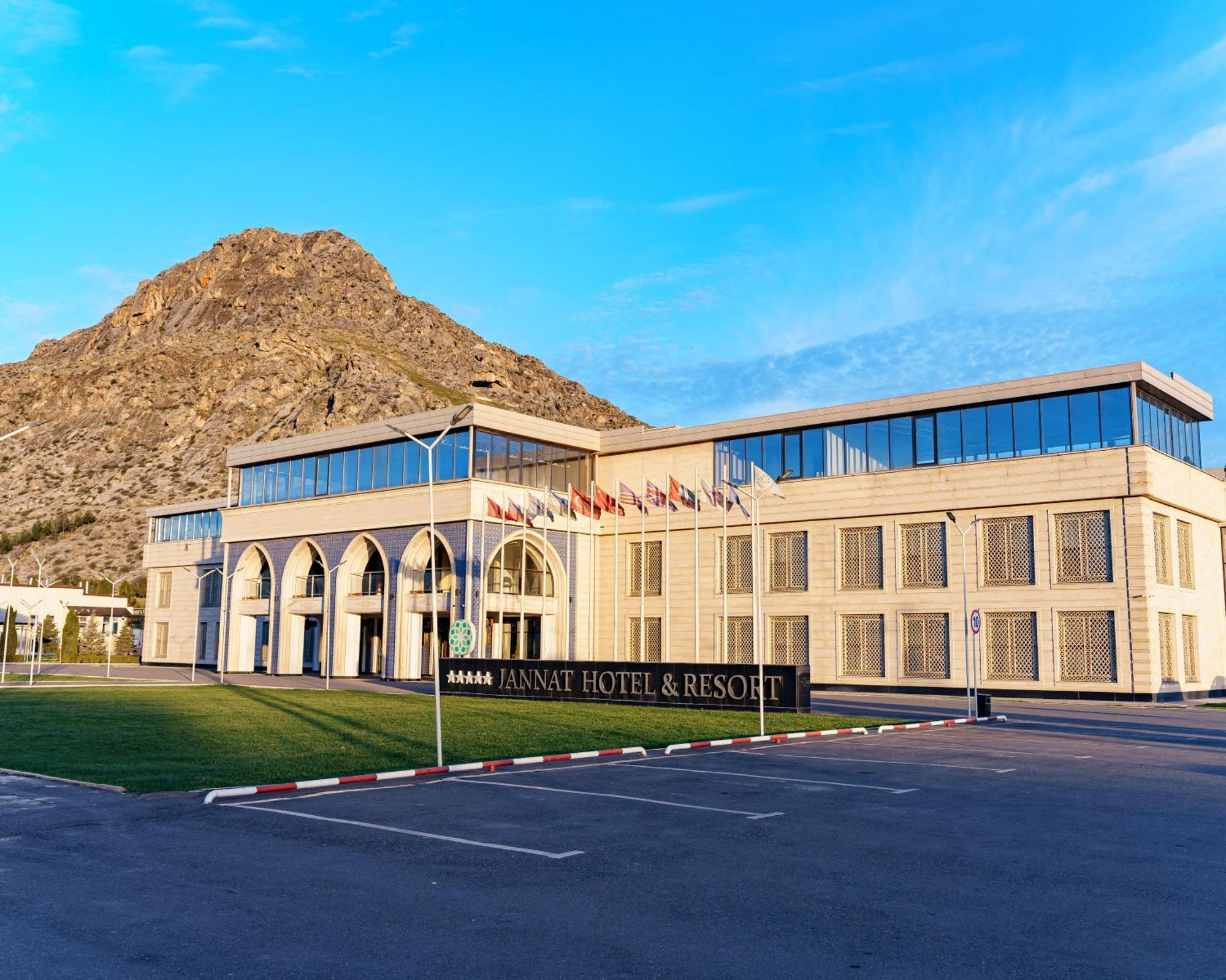 Jannat Resort Osh Bagian luar foto