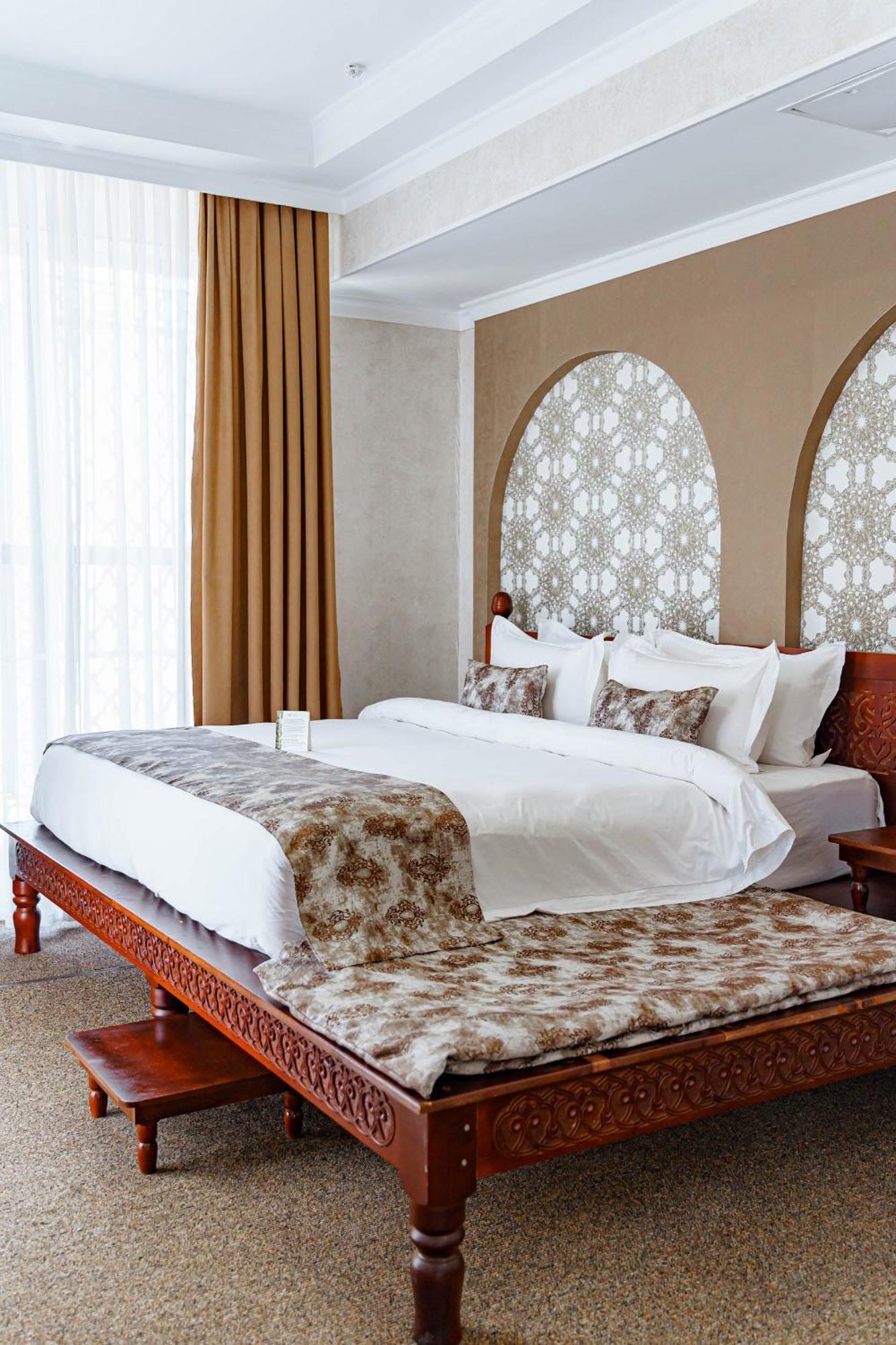 Jannat Resort Osh Ruang foto